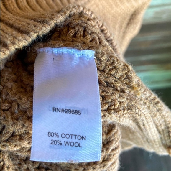 Pendleton Wool Blend Chunky Cable Knit Cardigan Sweater - Picture 5 of 6